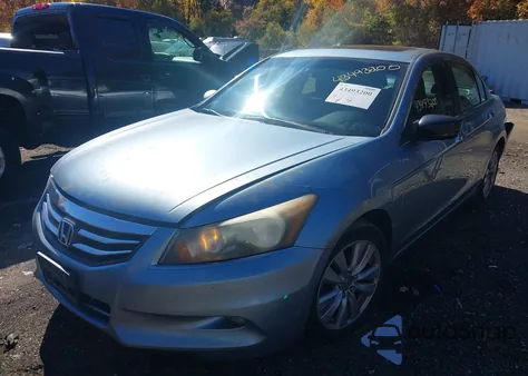 2011 Honda Accord 3.5 Ex z USA, uszkodzony, nr VIN 1HGCP3F79BA010295